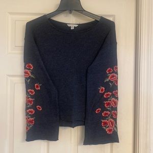 Women’s American Eagle sweatshirt size XS